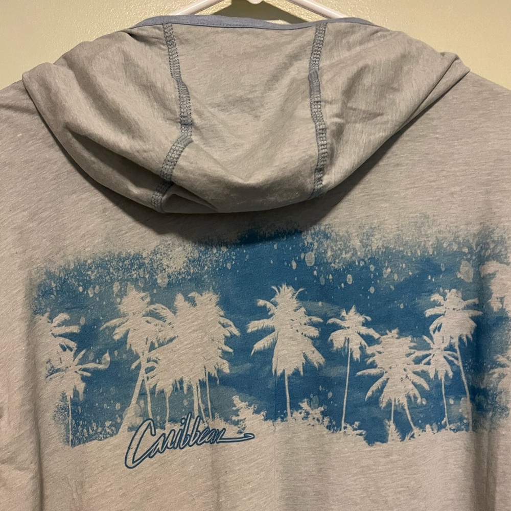 Caribbean NWT Hooded Long Sleeve T-shirt